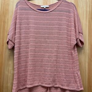 Peach short sleeve top medium